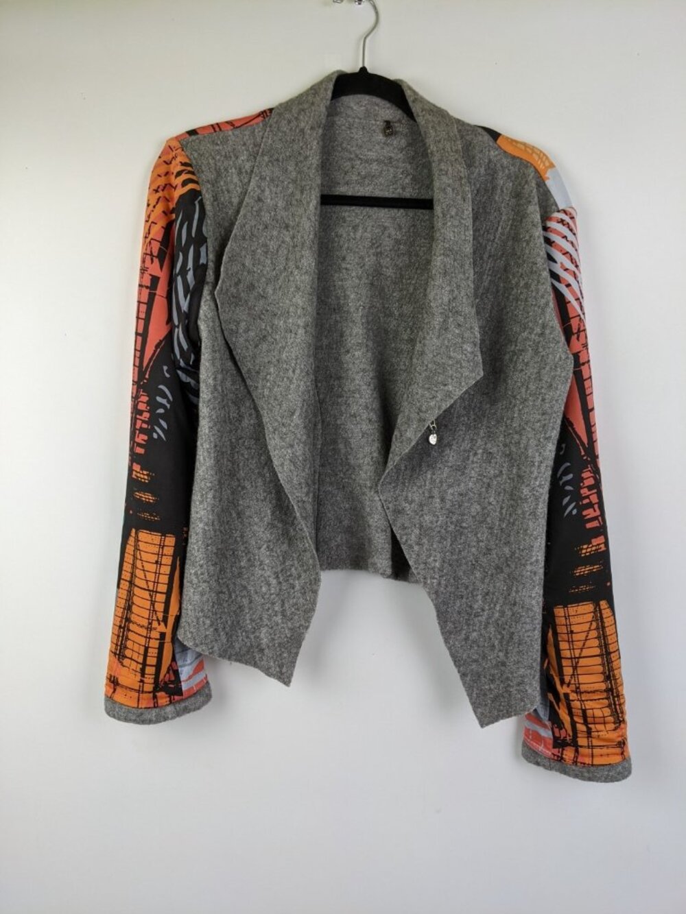 Volt Design Open Front Cardigan Statement Print Sleeves Size Small